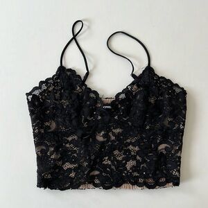 Express Allover Lace Camisole Cropped